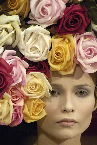 alexander mcqueen roses