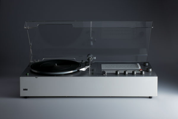 Audio 300 Radio phono combination