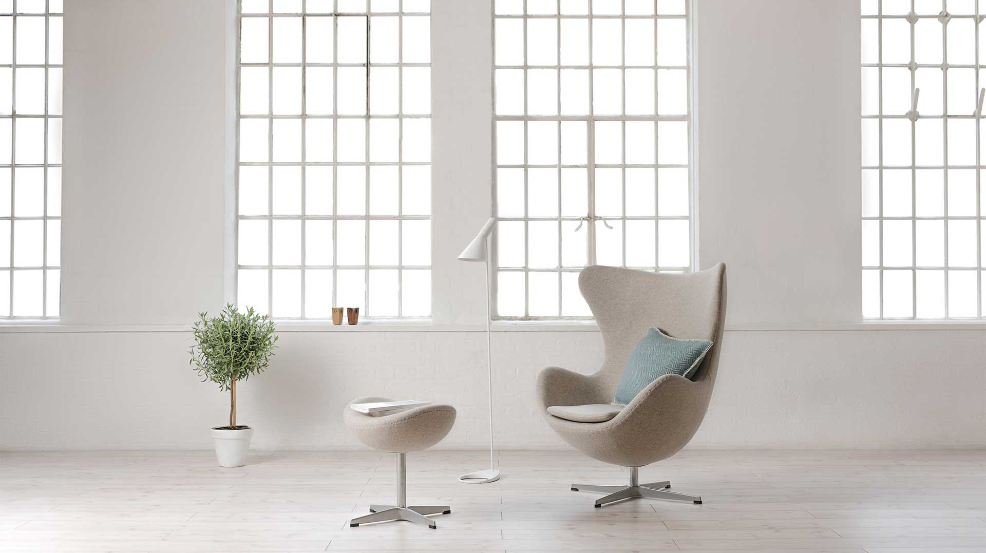 EGG Chair – Arne Jacobsen