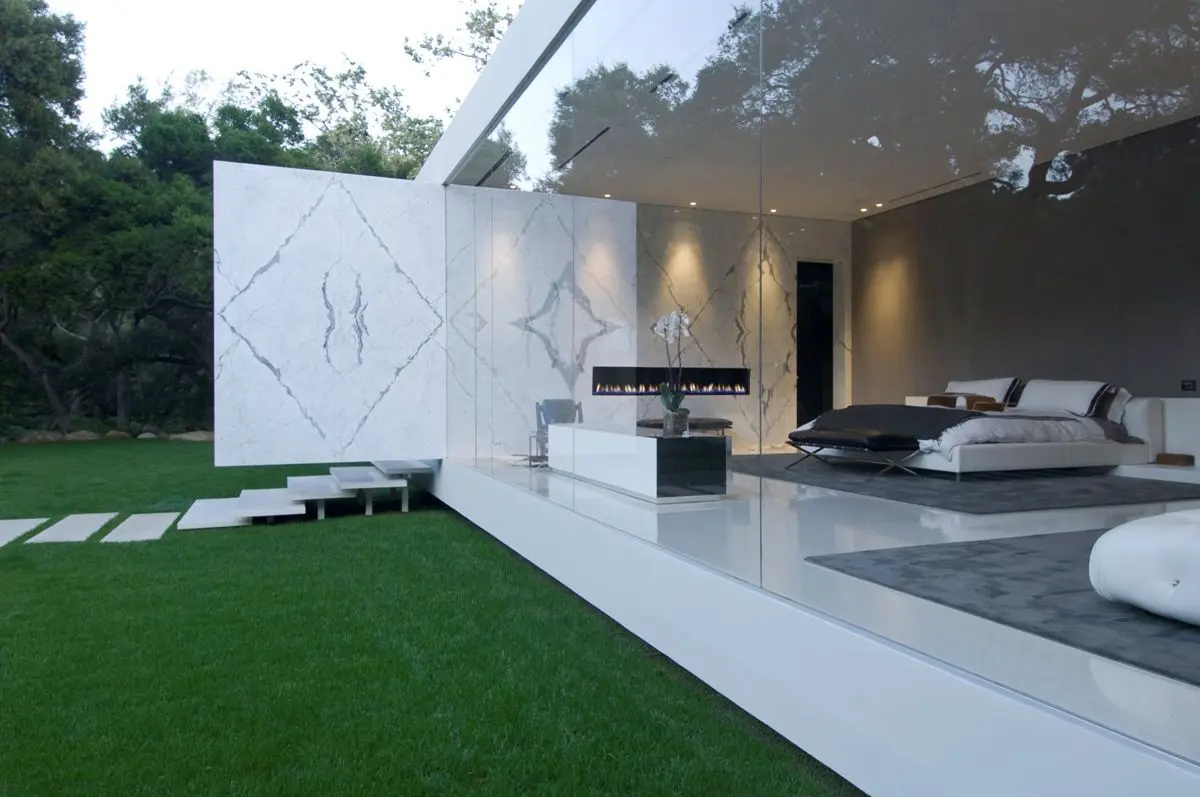 Glass Pavilion by Steve Hermann