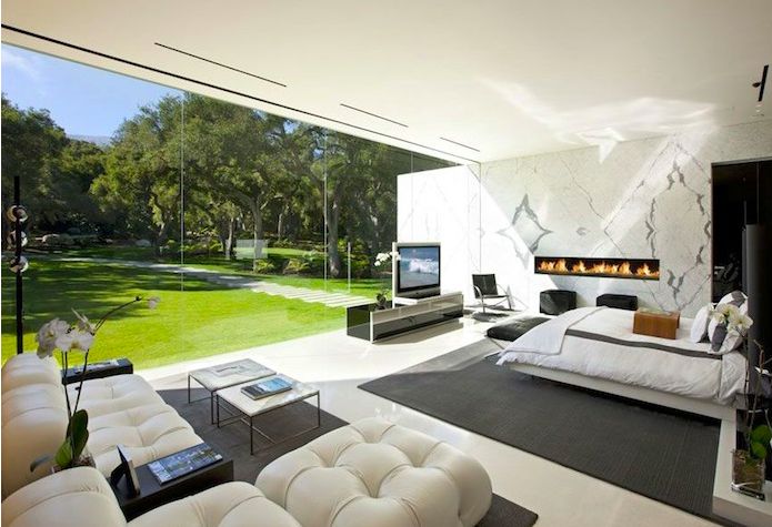Ultramodern Glass Pavilion by Steve Hermann