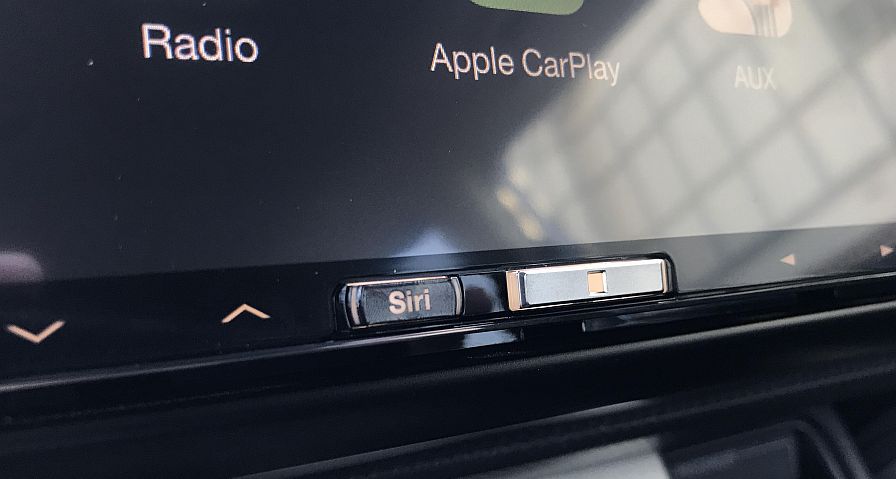 Système CarPlay Alpine iLX-107