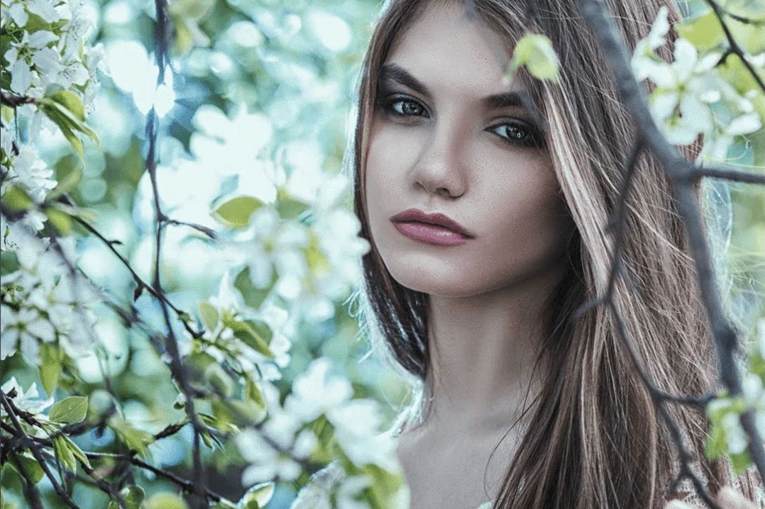 Crystal Gemstone mobile ecommerce design