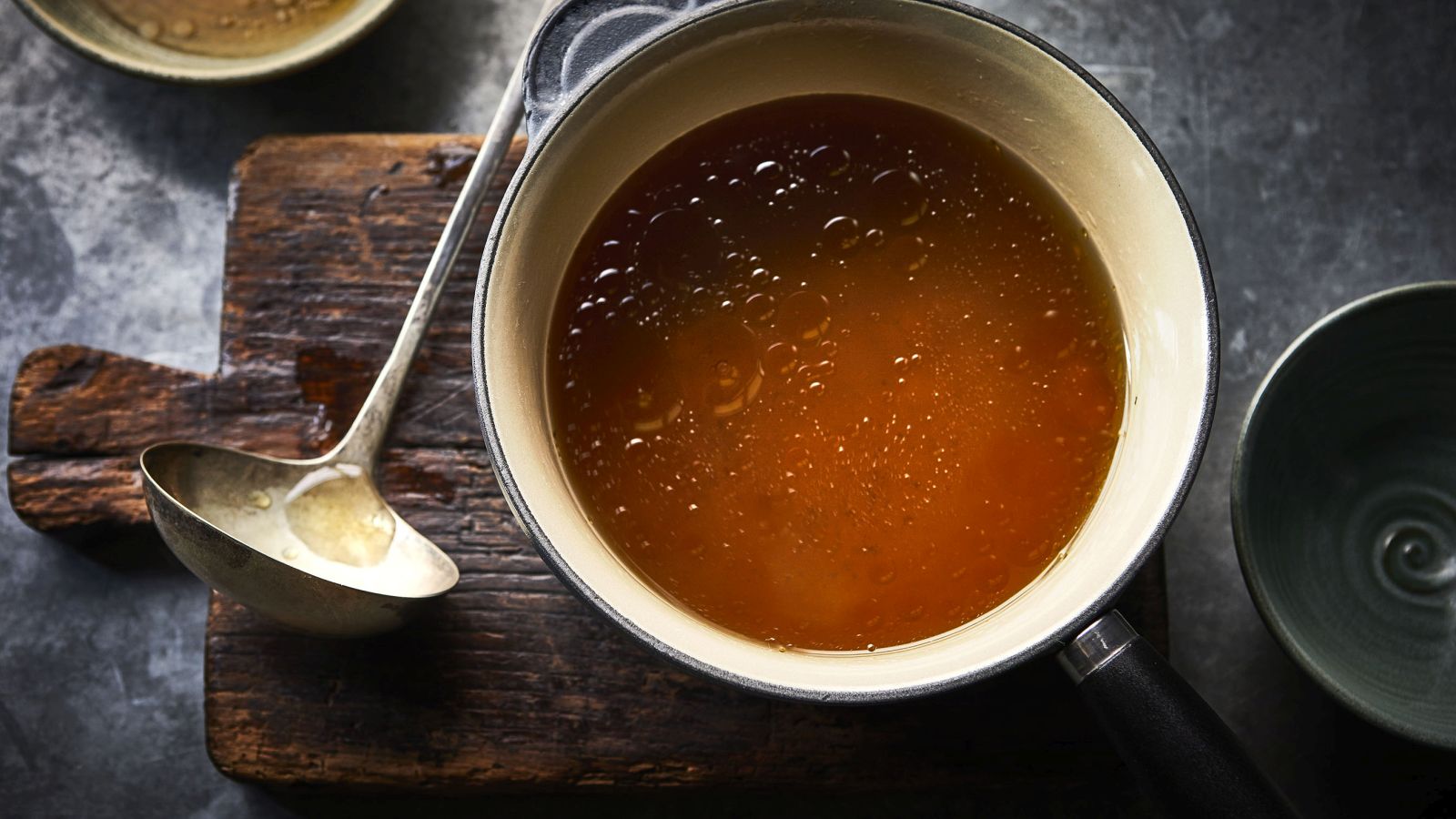Jarmino Rebrand bone broth