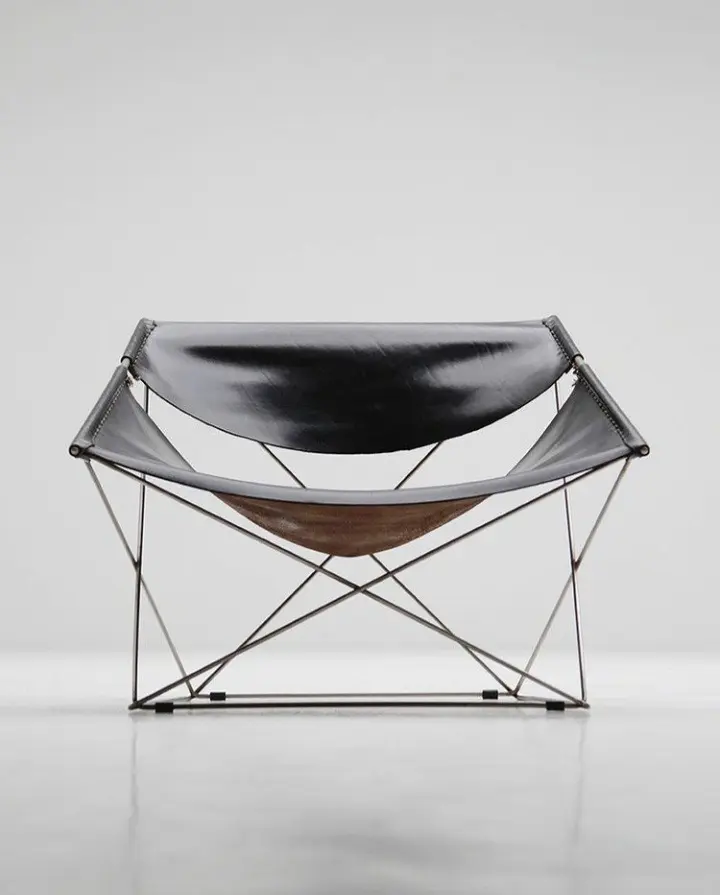 F675 Butterfly armchair Pierre Paulin